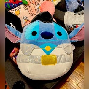 Elvis Stich Squismallow 20”